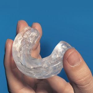 stop-snoring-mouthpiece-52